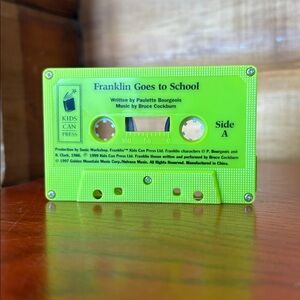 1986 Franklin Goes To School, Kids Can Press Cassette Story Tape